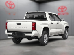 Toyota Tacoma 4WD SR5 Double Cab 5' Bed AT (Natl) 2026