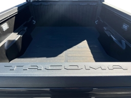 Toyota Tacoma 4WD TRD Sport Double Cab 6' Bed AT (Natl) 2026