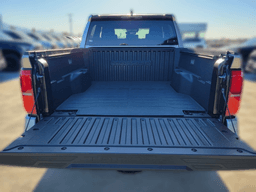 Toyota Tacoma 2WD SR5 Double Cab 6' Bed AT (Natl) 2026