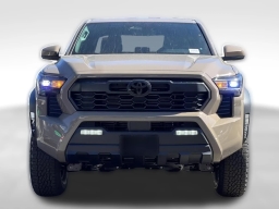 Toyota Tacoma 4WD TRD Off Road Double Cab 5' Bed AT (Natl) 2026