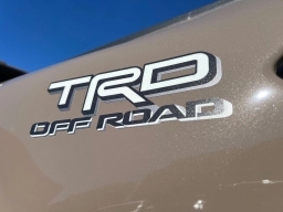 Toyota Tacoma 4WD TRD Off Road Double Cab 5' Bed AT (Natl) 2026