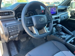 Toyota Tacoma 4WD TRD Off Road Double Cab 5' Bed AT (Natl) 2026