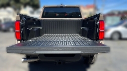 Toyota Tacoma 4WD TRD Off Road Double Cab 5' Bed AT (Natl) 2026