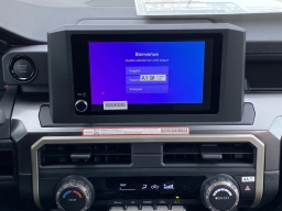 Toyota Tacoma 4WD SR5 Double Cab 5' Bed AT (Natl) 2026