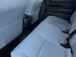 Toyota Tacoma 4WD SR5 Double Cab 5' Bed AT (Natl) 2026