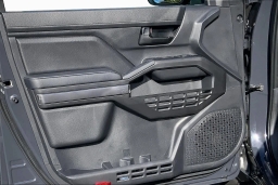 Toyota Tacoma 4WD SR5 Double Cab 5' Bed AT (GS) 2026