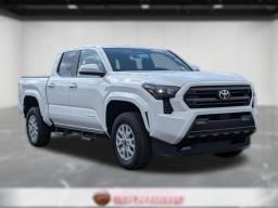 Toyota Tacoma 4WD SR5 Double Cab 5' Bed AT (Natl) 2026