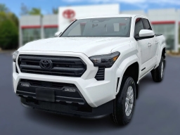 Toyota Tacoma 4WD SR5 Double Cab 6' Bed AT (Natl) 2026