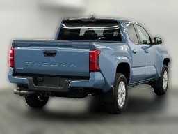 Toyota Tacoma 4WD SR5 Double Cab 5' Bed AT (Natl) 2026