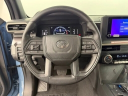 Toyota Tacoma 4WD SR5 Double Cab 5' Bed AT (Natl) 2026
