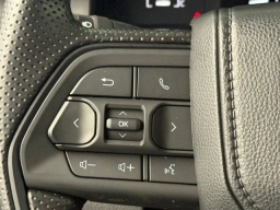 Toyota Tacoma 4WD SR5 Double Cab 5' Bed AT (Natl) 2026