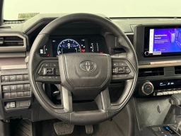 Toyota Tacoma 4WD SR5 Double Cab 5' Bed AT (Natl) 2026