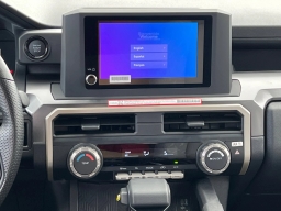 Toyota Tacoma 4WD SR5 Double Cab 6' Bed AT (Natl) 2026