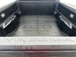 Toyota Tacoma 4WD SR5 Double Cab 6' Bed AT (Natl) 2026
