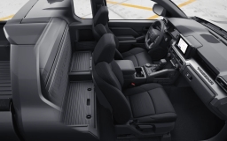 Toyota Tacoma 4WD SR5 XtraCab 6' Bed AT (Natl) 2026