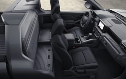 Toyota Tacoma 2WD SR XtraCab 6' Bed AT (GS) 2026