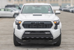 Toyota Tacoma 2WD TRD Sport Double Cab 5' Bed AT (Natl) 2026