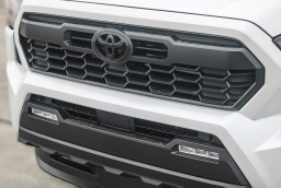 Toyota Tacoma 2WD TRD Sport Double Cab 5' Bed AT (Natl) 2026