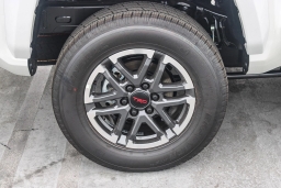 Toyota Tacoma 2WD TRD Sport Double Cab 5' Bed AT (Natl) 2026