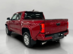 Toyota Tacoma 4WD SR5 Double Cab 5' Bed AT (Natl) 2026