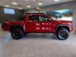 Toyota Tacoma 4WD TRD Off Road Double Cab 5' Bed AT (Natl) 2026