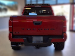 Toyota Tacoma 4WD TRD Off Road Double Cab 5' Bed AT (Natl) 2026