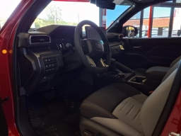 Toyota Tacoma 4WD TRD Off Road Double Cab 5' Bed AT (Natl) 2026