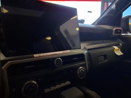 Toyota Tacoma 4WD TRD Off Road Double Cab 5' Bed AT (Natl) 2026