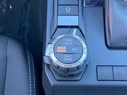 Toyota Tacoma 4WD TRD Off Road Hybrid Double Cab 5' Bed AT (Natl) 2026