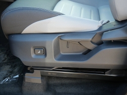 Toyota Tacoma 4WD TRD Off Road Hybrid Double Cab 5' Bed AT (Natl) 2026