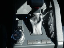 Toyota Tacoma 4WD TRD Off Road Hybrid Double Cab 5' Bed AT (Natl) 2026