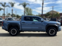 Toyota Tacoma 4WD TRD Off Road Hybrid Double Cab 5' Bed AT (Natl) 2026