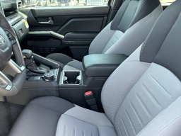 Toyota Tacoma 4WD TRD Off Road Hybrid Double Cab 5' Bed AT (Natl) 2026