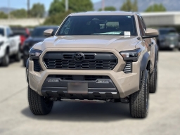 Toyota Tacoma 4WD TRD Off Road Hybrid Double Cab 5' Bed AT (Natl) 2026