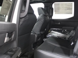 Toyota Tacoma 4WD TRD Off Road Hybrid Double Cab 5' Bed AT (Natl) 2026