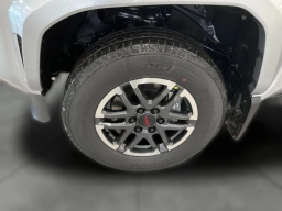 Toyota Tacoma 4WD TRD Sport Hybrid Double Cab 5' Bed AT (Natl) 2026