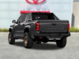 Toyota Tacoma 4WD Trailhunter Hybrid Double Cab 5' Bed AT (GS) 2026