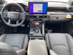 Toyota Tacoma 4WD TRD Pro Hybrid Double Cab 5' Bed AT (Natl) 2026