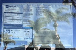 Toyota Tacoma 4WD TRD Off Road Hybrid Double Cab 5' Bed AT (Natl) 2026