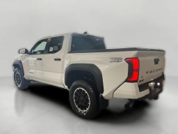 Toyota Tacoma 4WD TRD Off Road Hybrid Double Cab 5' Bed AT (Natl) 2026