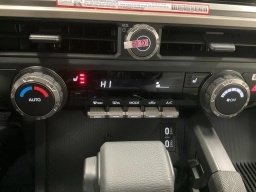 Toyota Tacoma 4WD TRD Off Road Hybrid Double Cab 5' Bed AT (Natl) 2026