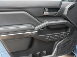 Toyota Tacoma 4WD TRD Off Road Hybrid Double Cab 5' Bed AT (Natl) 2026