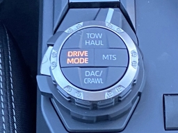 Toyota Tacoma 4WD TRD Off Road Hybrid Double Cab 5' Bed AT (Natl) 2026