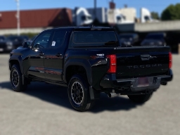 Toyota Tacoma 4WD TRD Off Road Hybrid Double Cab 5' Bed AT (Natl) 2026