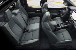 Toyota Tacoma 4WD Trailhunter Hybrid Double Cab 6' Bed AT (Natl) 2026