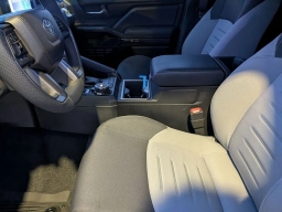 Toyota Tacoma 4WD TRD Off Road Hybrid Double Cab 5' Bed AT (Natl) 2025