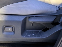 Toyota Tacoma 4WD TRD Off Road Hybrid Double Cab 5' Bed AT (Natl) 2025