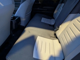 Toyota Tacoma 4WD TRD Off Road Hybrid Double Cab 5' Bed AT (Natl) 2025