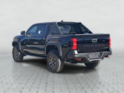 Toyota Tacoma 4WD Trailhunter Hybrid Double Cab 5' Bed AT (Natl) 2026