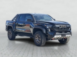 Toyota Tacoma 4WD Trailhunter Hybrid Double Cab 5' Bed AT (Natl) 2026